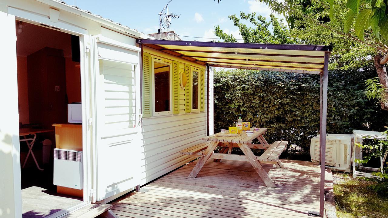 ホテルCamping Orly D'Azur シス・フール・レ・プラージュ エクステリア 写真